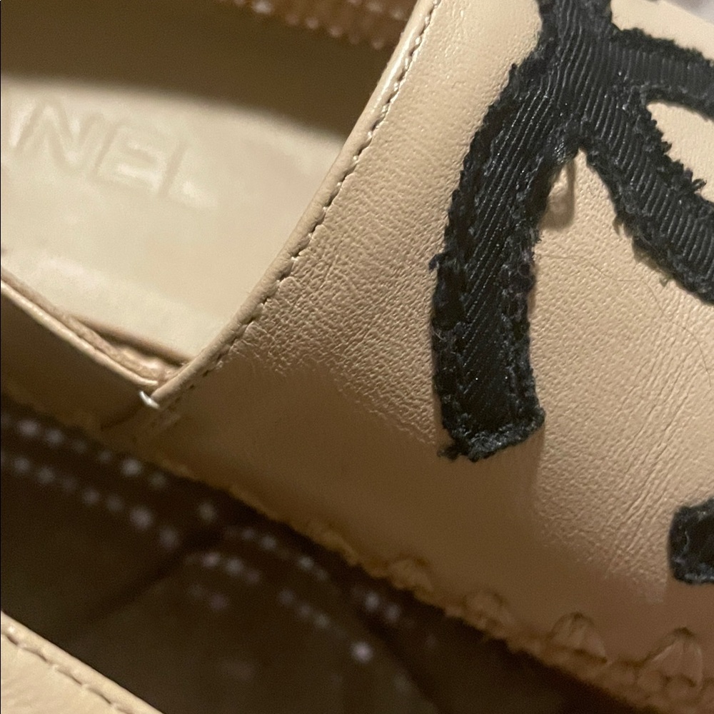CHANEL Cream Espadrilles with Black Emblem - Picture 11 of 11
